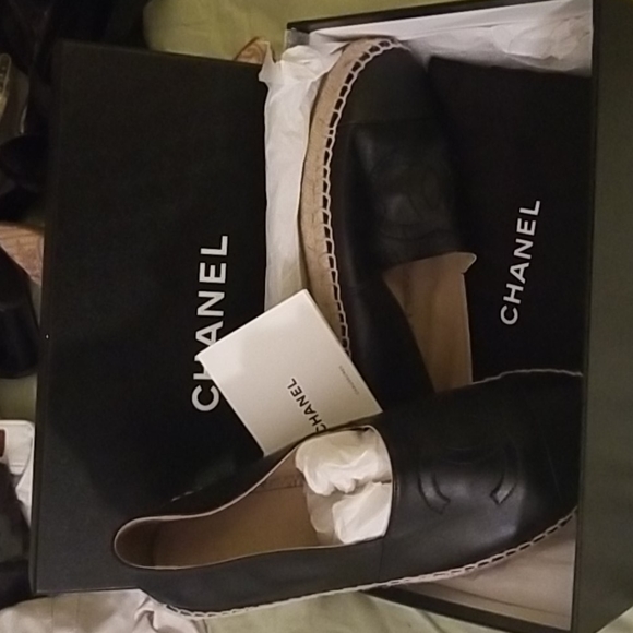 Channel Espadrilles black leather shoes